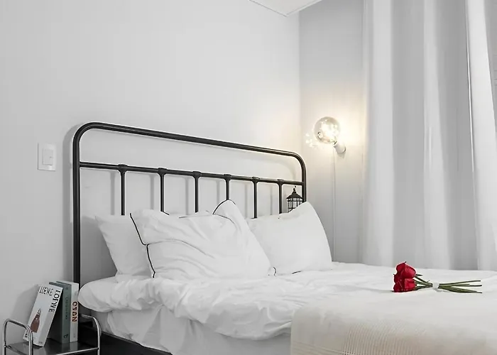 Urban Retreat 3-min Walk From Achasan Station, 15-min To Seongsu, Tranquil Space For Relaxation Сеул