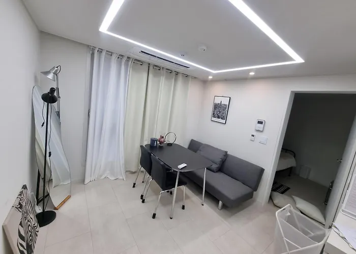 Hébergement de vacances Stay-gwang Jin-built In 2025 New Building-from Achasan Station, For Relaxation Séoul